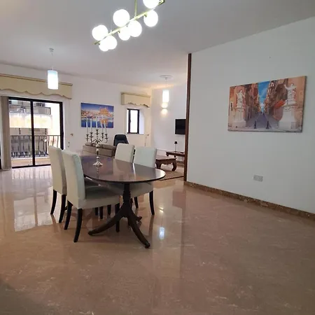Daire Sea View Sliema